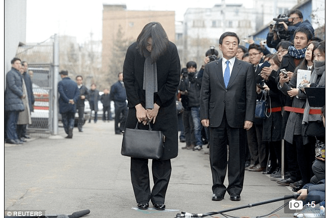La hija (mimada) del jefe que tuvo que pedir&nbsp;disculpas.